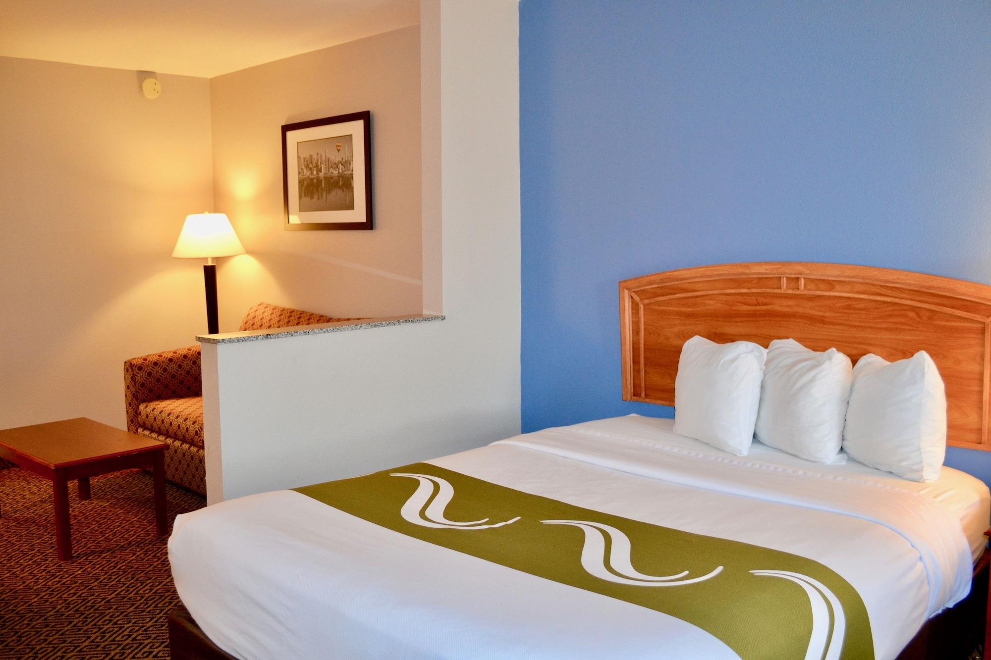 Quality Suites I-44 Tulsa Esterno foto