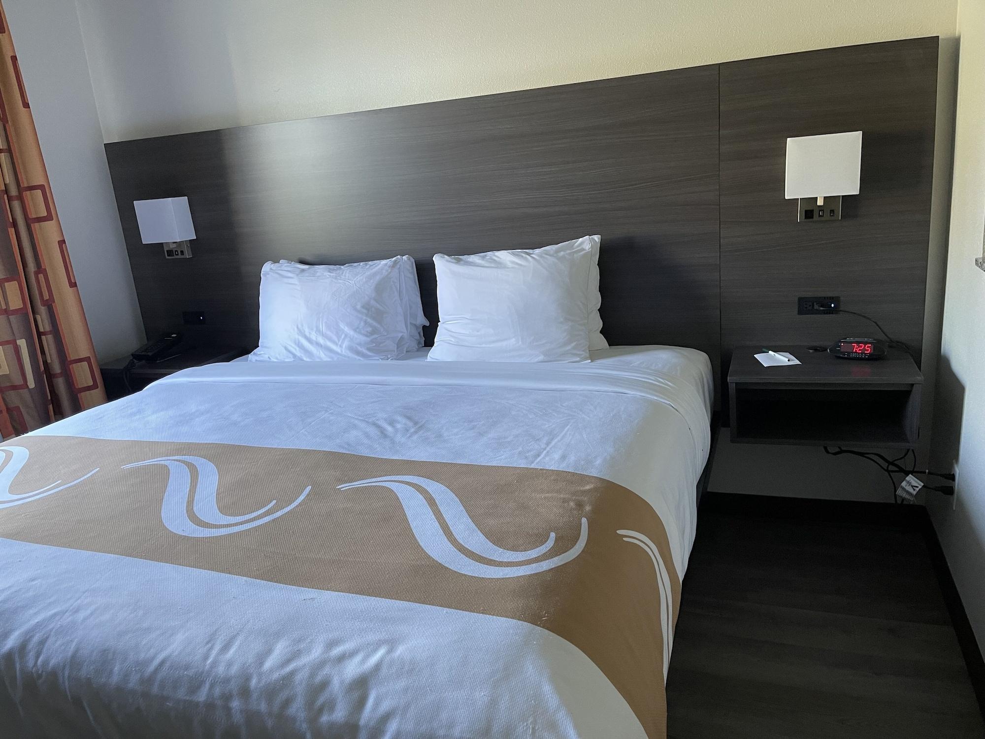 Quality Suites I-44 Tulsa Esterno foto