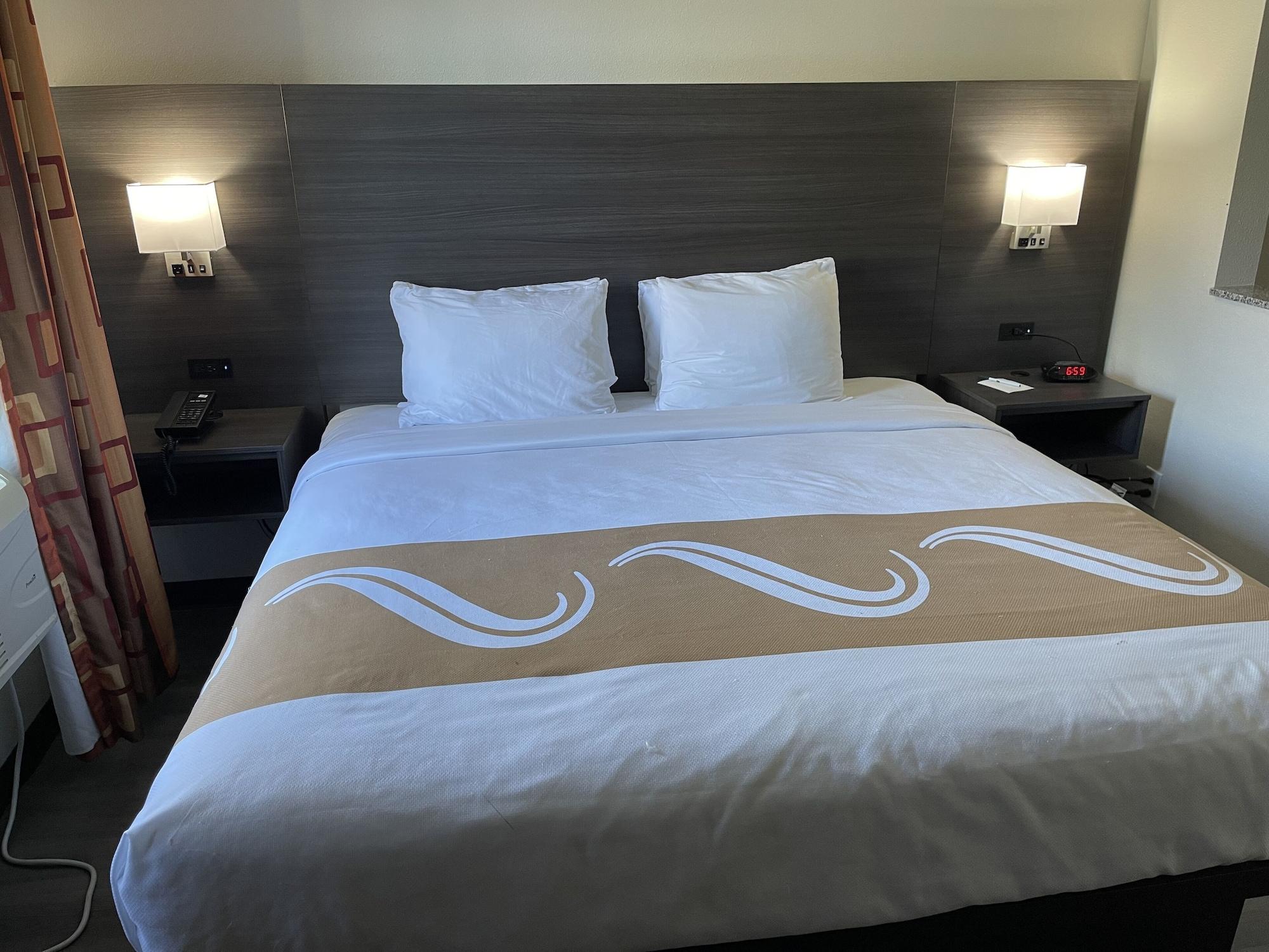 Quality Suites I-44 Tulsa Esterno foto