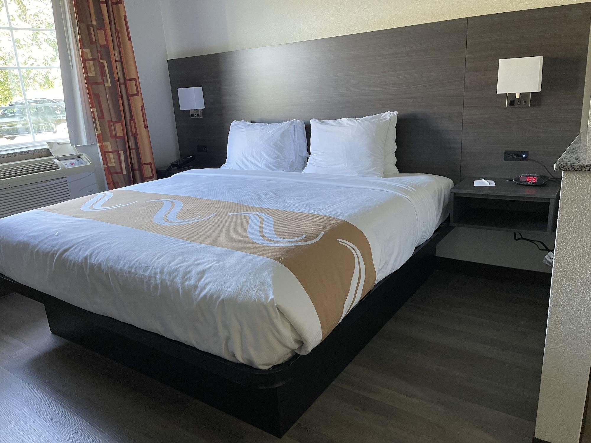 Quality Suites I-44 Tulsa Esterno foto