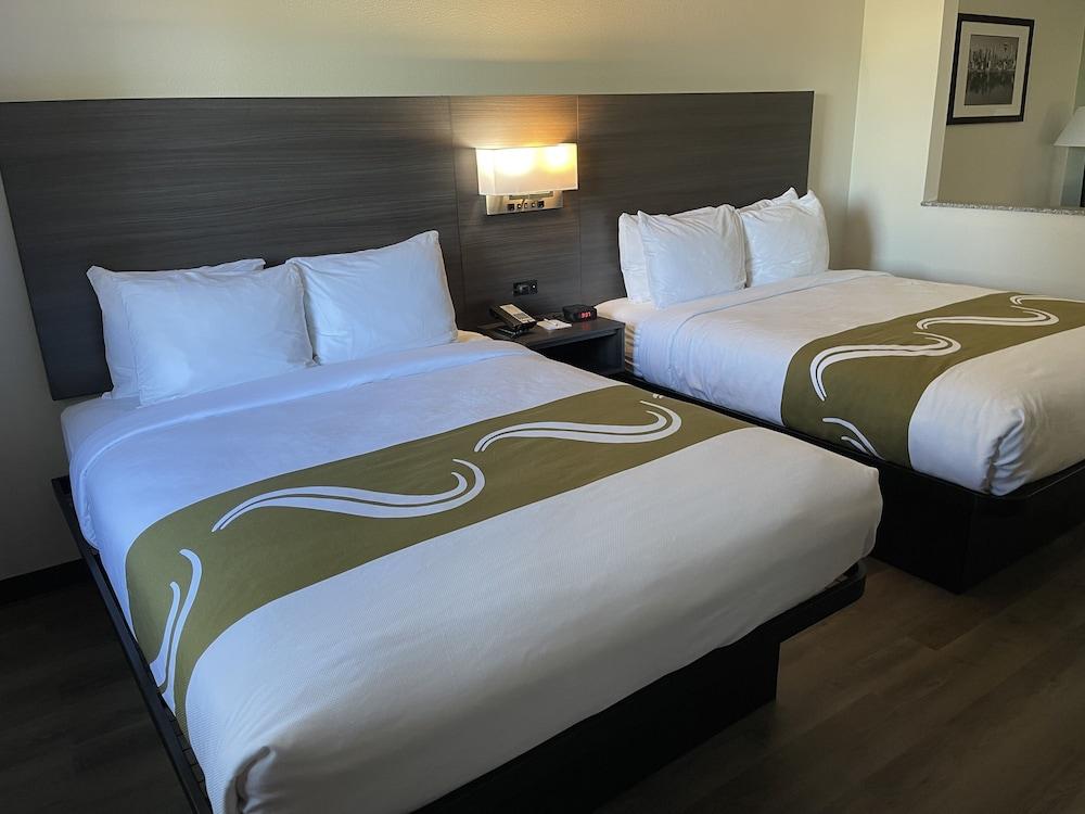 Quality Suites I-44 Tulsa Esterno foto