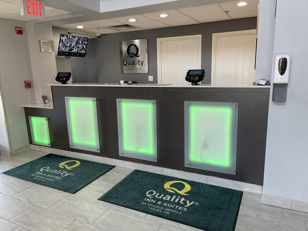 Quality Suites I-44 Tulsa Esterno foto